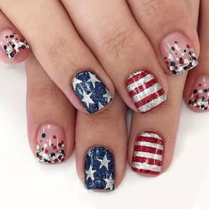 🔥3/$21 Patriotic Press On Nails with Stars and Stripes Medium Length